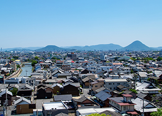 多度津町の街並み